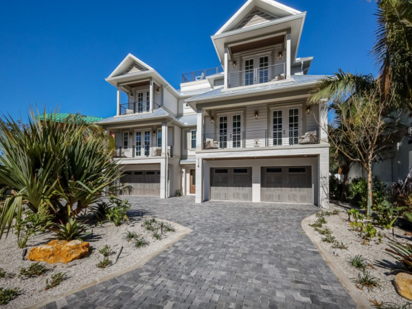 Lido Key Ten Bedroom Steps to  Beach Luxury Rental Walk to St. Armands Circle WOW!